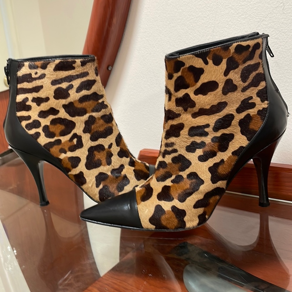 Very stylish gorgeous via Spiga booty